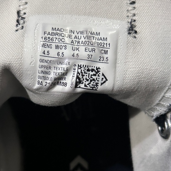 Converse - Picture 8 of 8